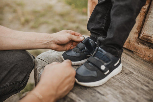 ¿Zapatos de Cordones o velcro? - PAPOS