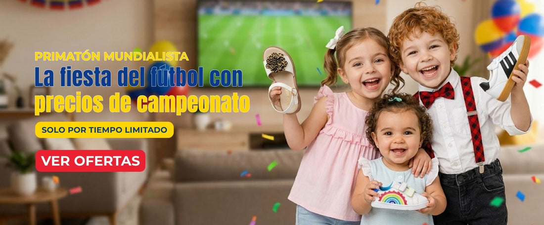 Tres niños sonrientes sentados en un sofá con un balón de fútbol, rodeados de banderines y confeti, en la promoción Primatón Mundialista de ropa y calzado infantil con ofertas por tiempo limitado.