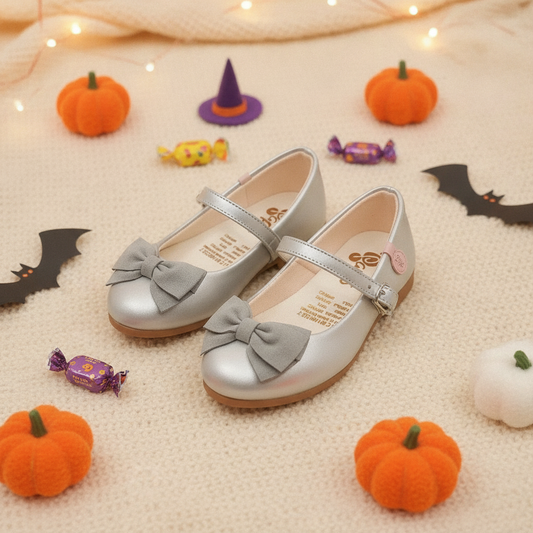 Baletas Dulce Bailarina Plateada en ambiente de Halloween